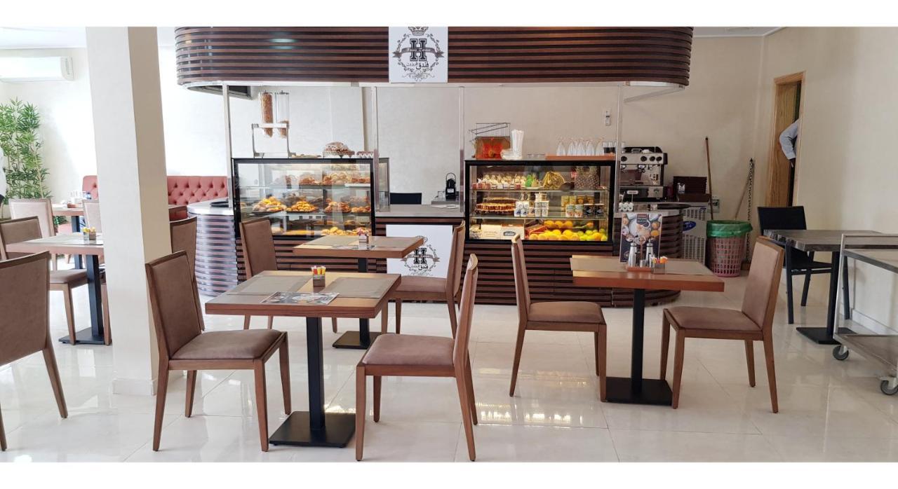 Hotel Free Zone 누아디부 외부 사진